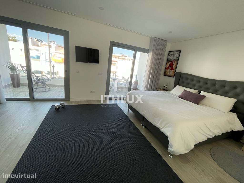 Excepcional Moradia Contemporânea 3+2, em Tavira-22