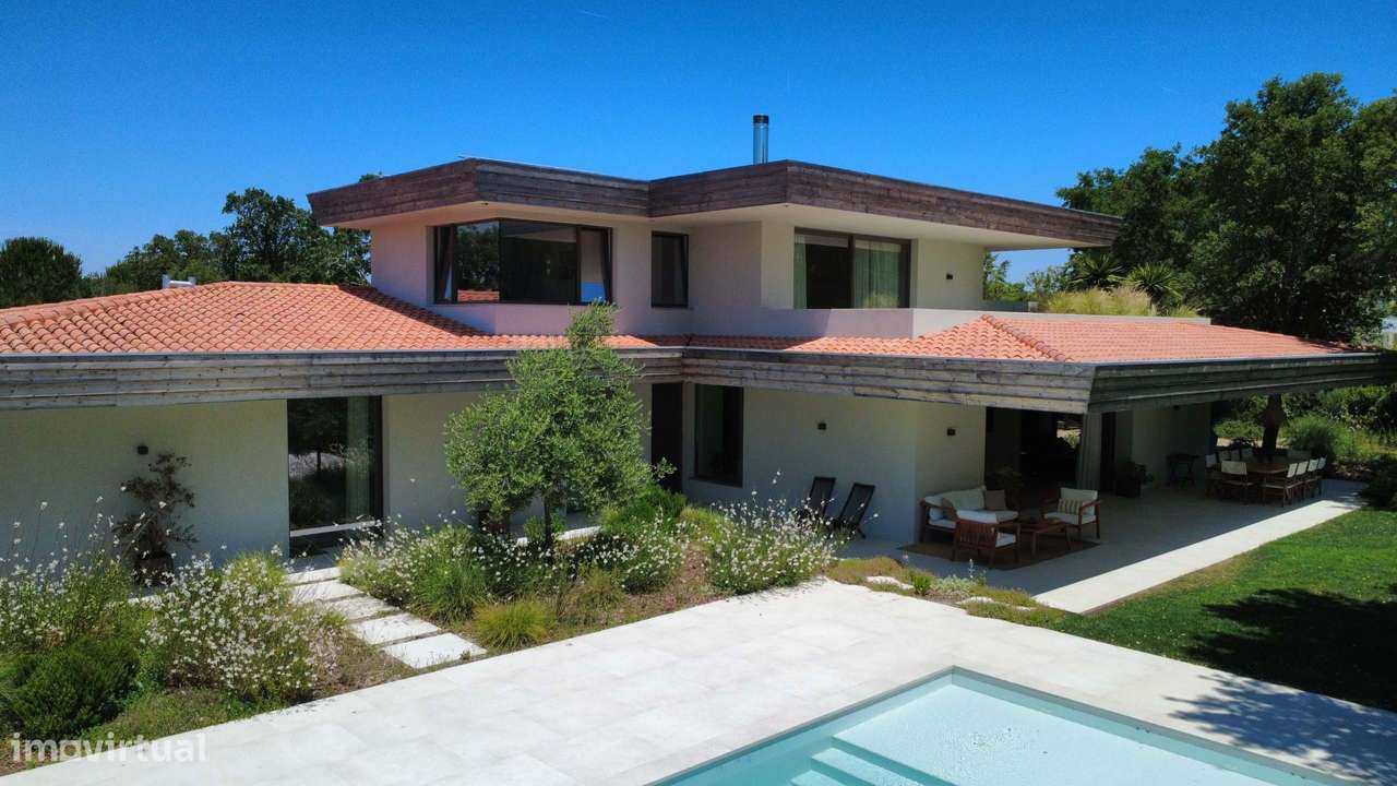 Excelente moradia T5+1 no condomínio da Quinta do Perú, Azeitão-50