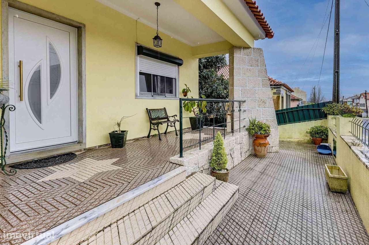 Moradia de charme T4, com 3 pisos – Algueirão / Sintra - Grande imagem: 3/17