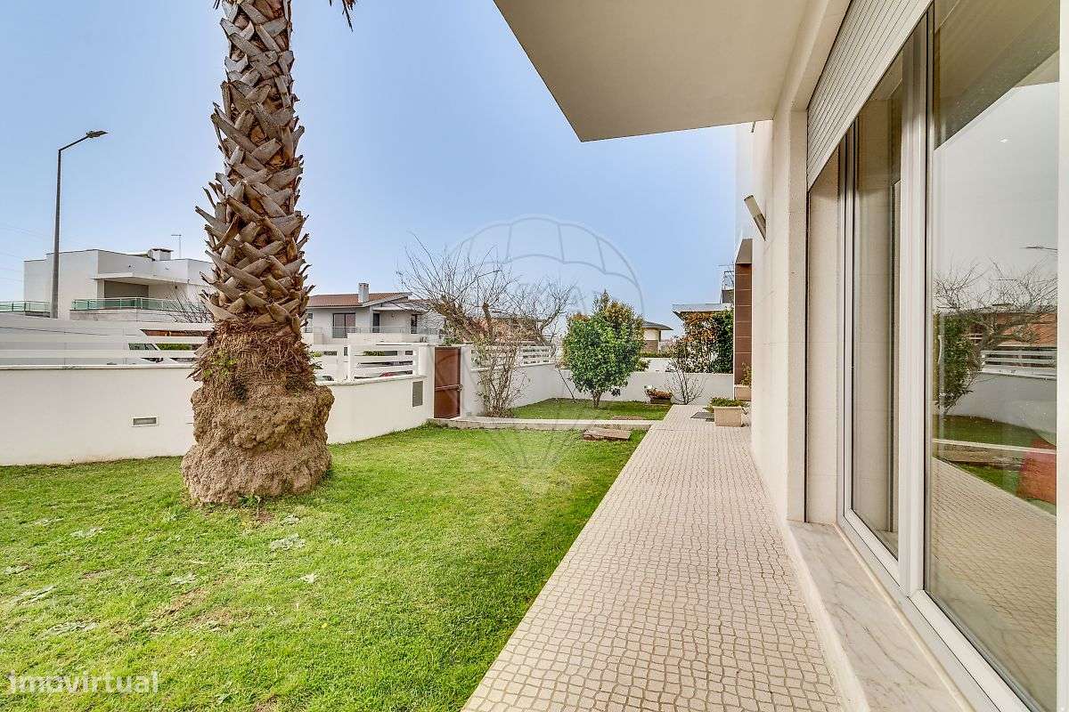 Moradia T4 para venda-29