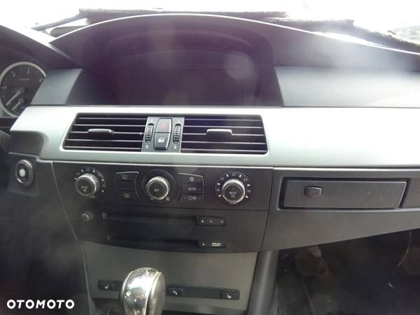 BMW E61 E60 RAMKA UCHWYT KIESZEŃ RADIO NAWIGACJA KONSOLA - 5