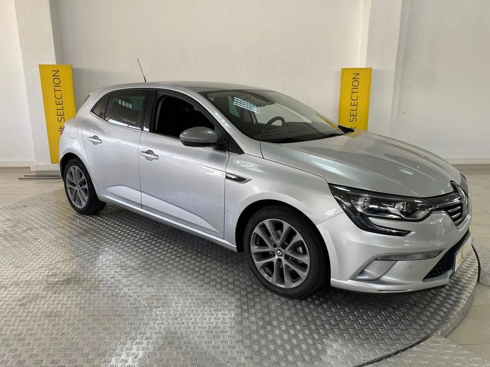 Renault Mégane 1.5 Blue dCi GT Line — fotografia real do modelo
