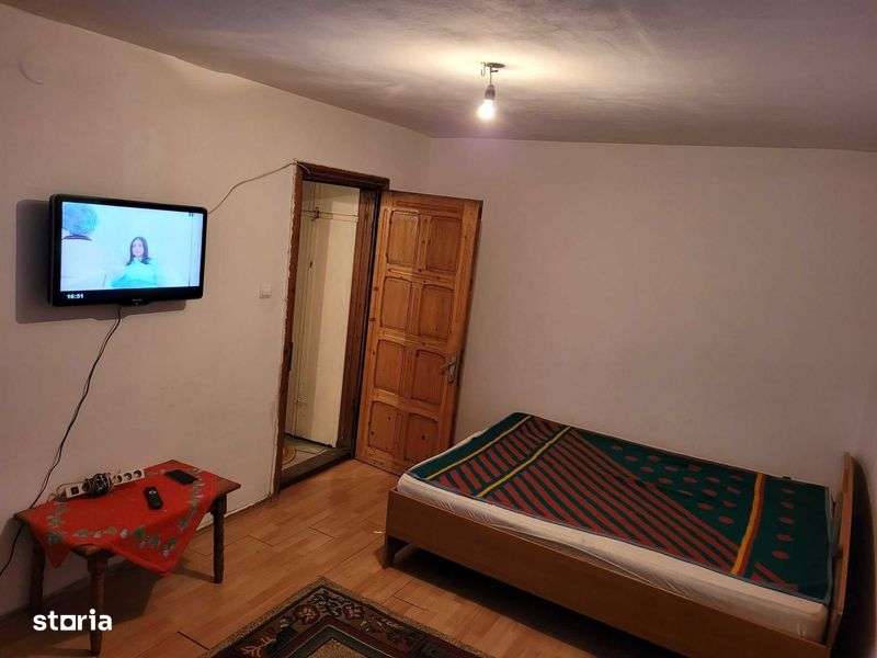 Gardoniera confort 1, Lotrului, parter, utilata di mobilata - Imagine principală: 4/7