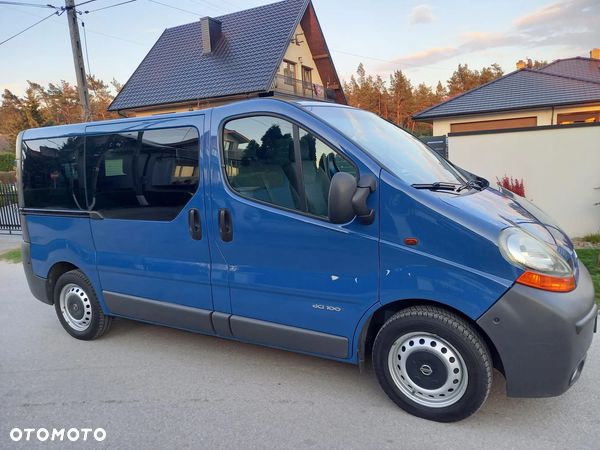 Renault Trafic - 1