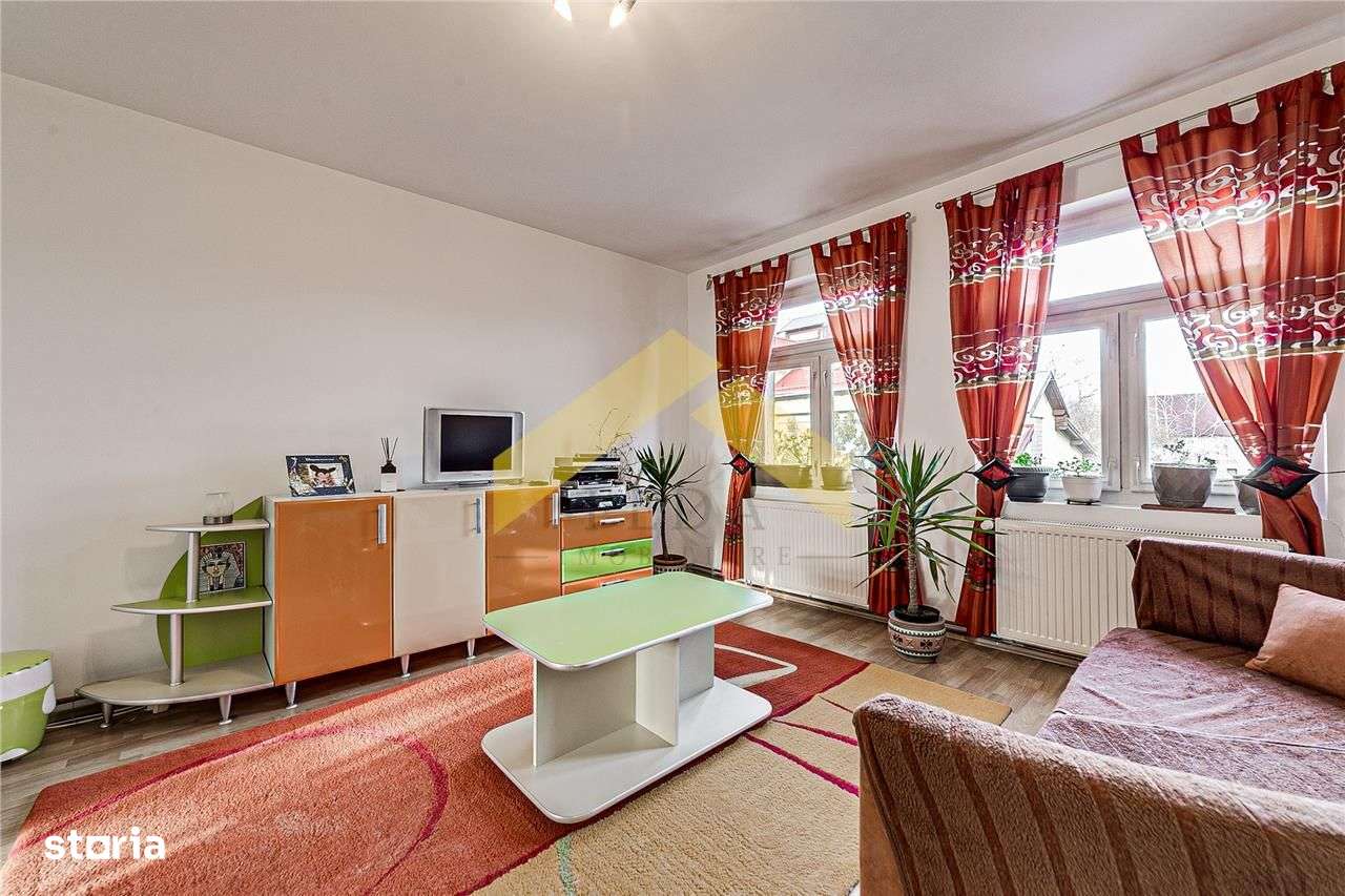 Vila cu 5 camere de vanzare zona Tabacovici-14