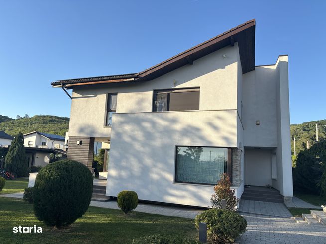 Casa  1080 mp teren Stefanesti-Valea Mare la 3km de Orasul Pitesti-4