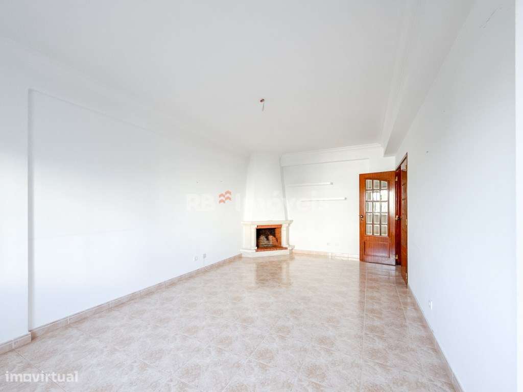 T3 Espaçoso no Entroncamento Conforto, Espaço e Localização Privile...-16