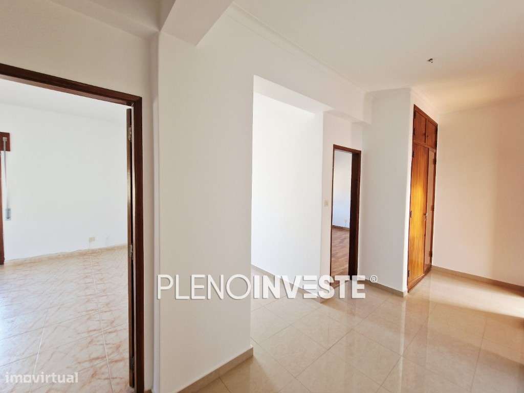 Moradia V3 com Garagem em Vale Milhaços-12