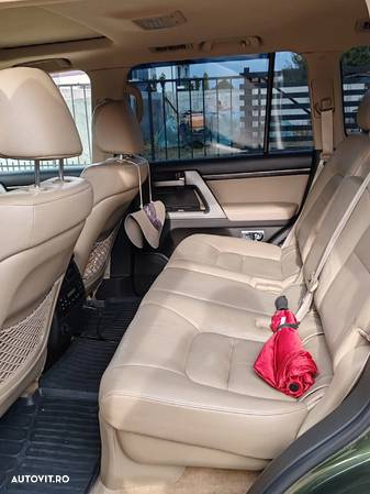 Toyota Land Cruiser V8 4.5 Aut Luxury - 8