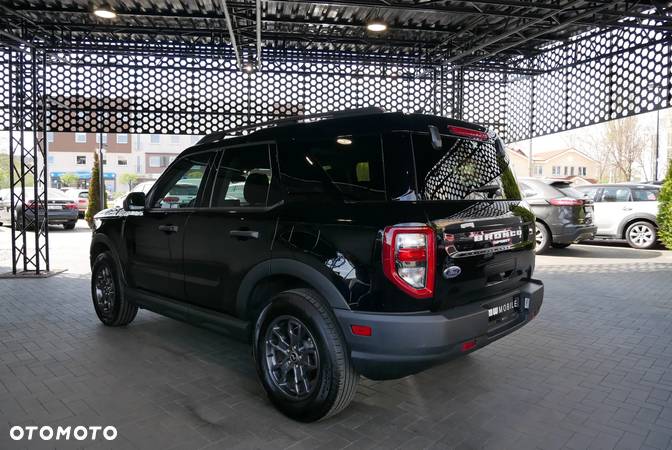 Ford Bronco - 3