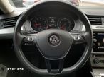 Volkswagen Passat - 12