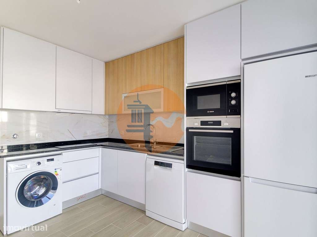 T0+1 com parqueamento e Acesso Direto à Praia - Manta Rota - Grande imagem: 2/48