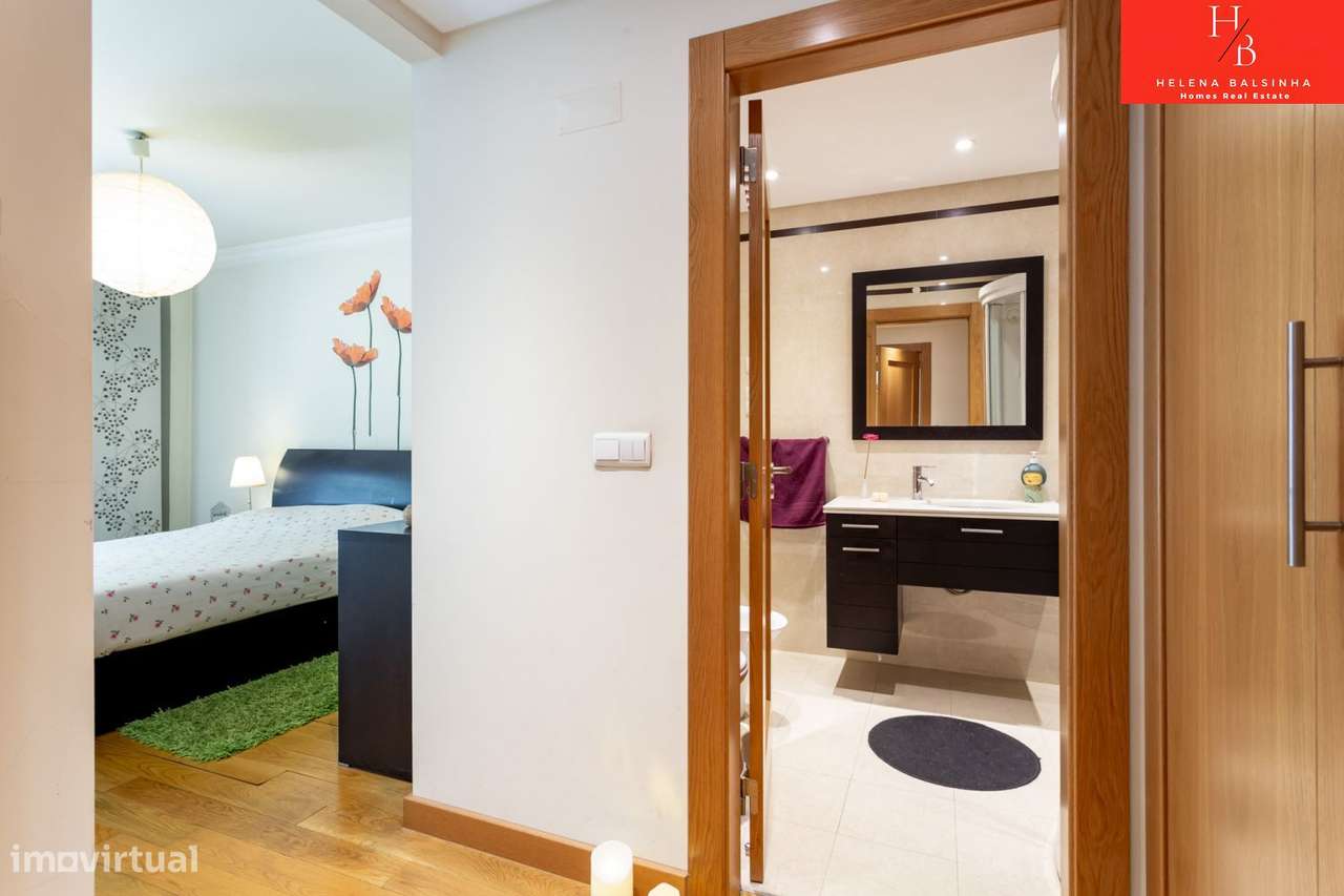 Excelente Apartamento T2 com 3 Parqueamentos nas Colinas do Cruzeiro-10