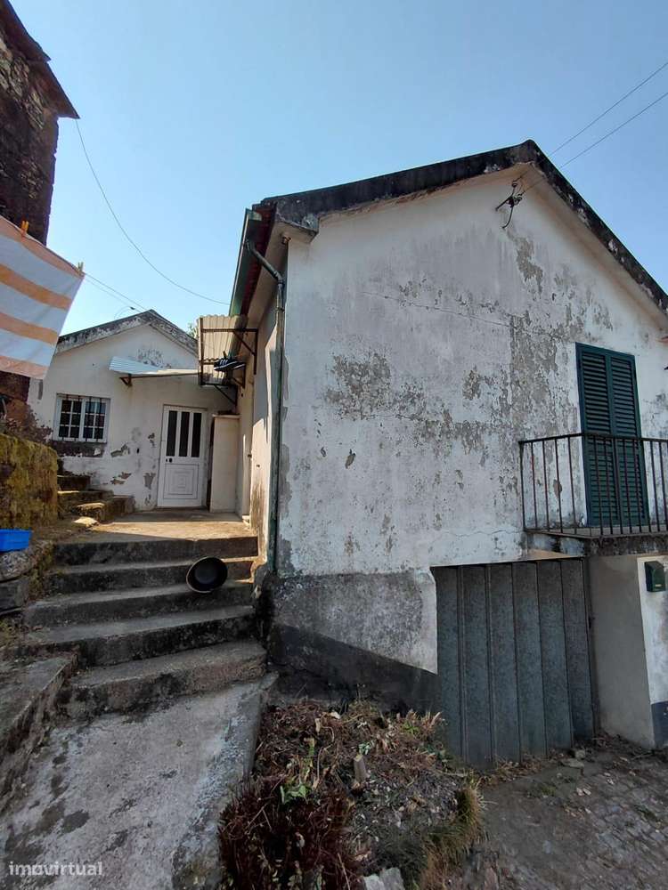 Moradia T2 unifamiliar para remodelação em Rebordelo – Amarante - Grande imagem: 5/20