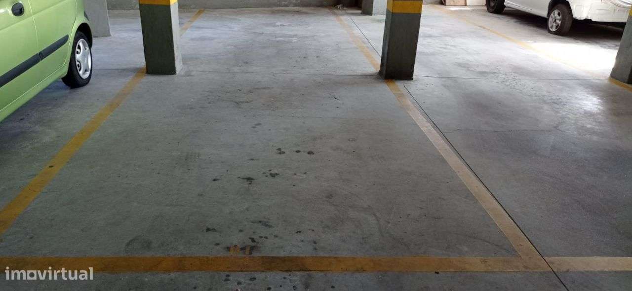 Lugar de garagem (2 carros) – VALONGO - Grande imagem: 2/3