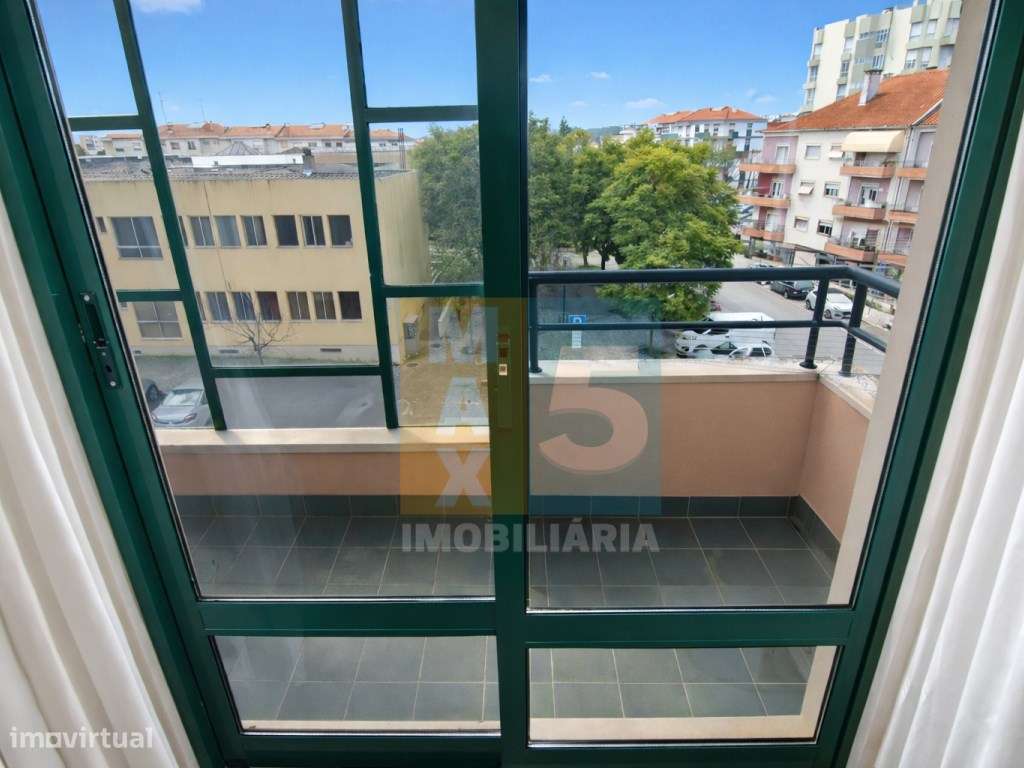 T3 com garagem, varandas e arrecadação - Centro Tomar-15