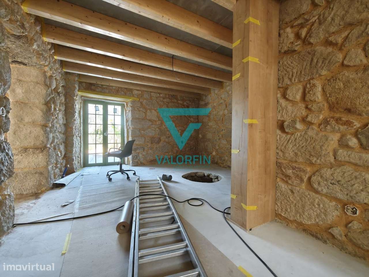 Moradia de Charme T3 c/ Piscina e Jardim / Abiul - Pombal-10