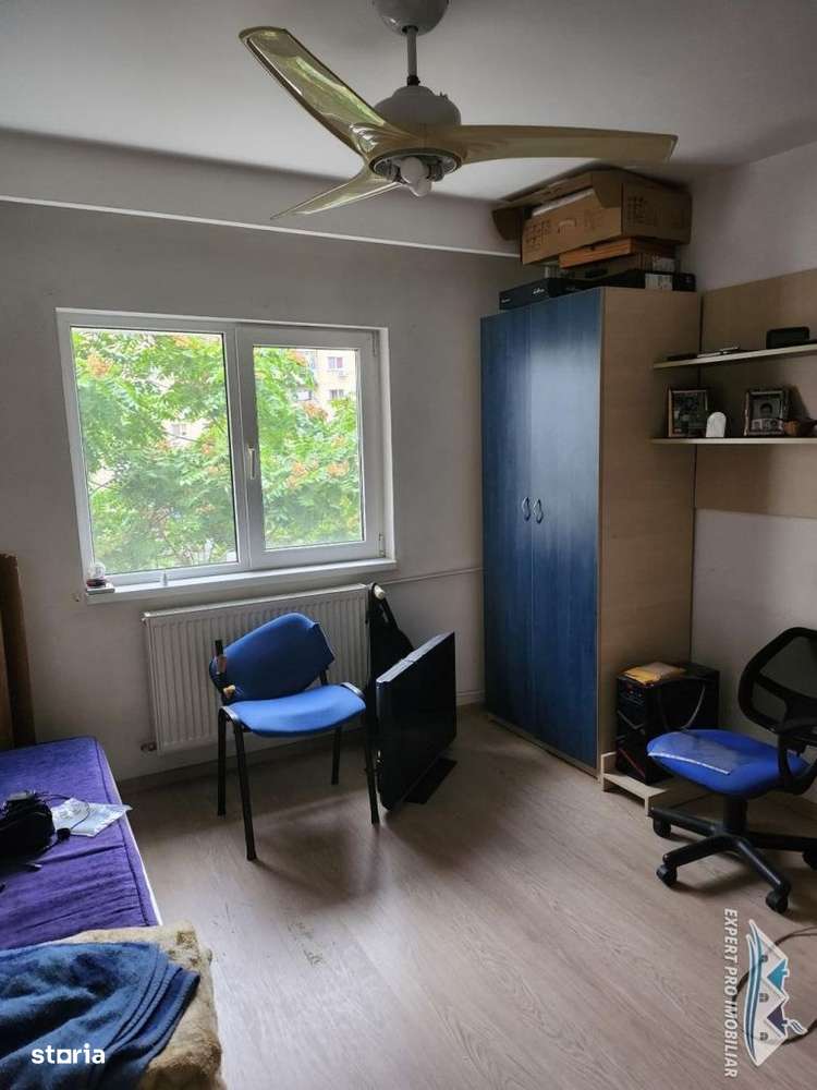 Drumul Sarii Al. Botorani bloc 1989 et. 3, 76mp-14