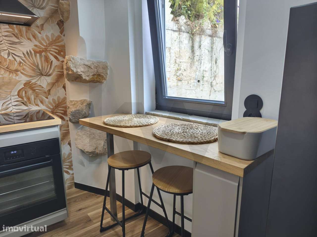 Moradia T-0, 20 m2, totalmente remodelada e mobilada - Grande imagem: 4/17