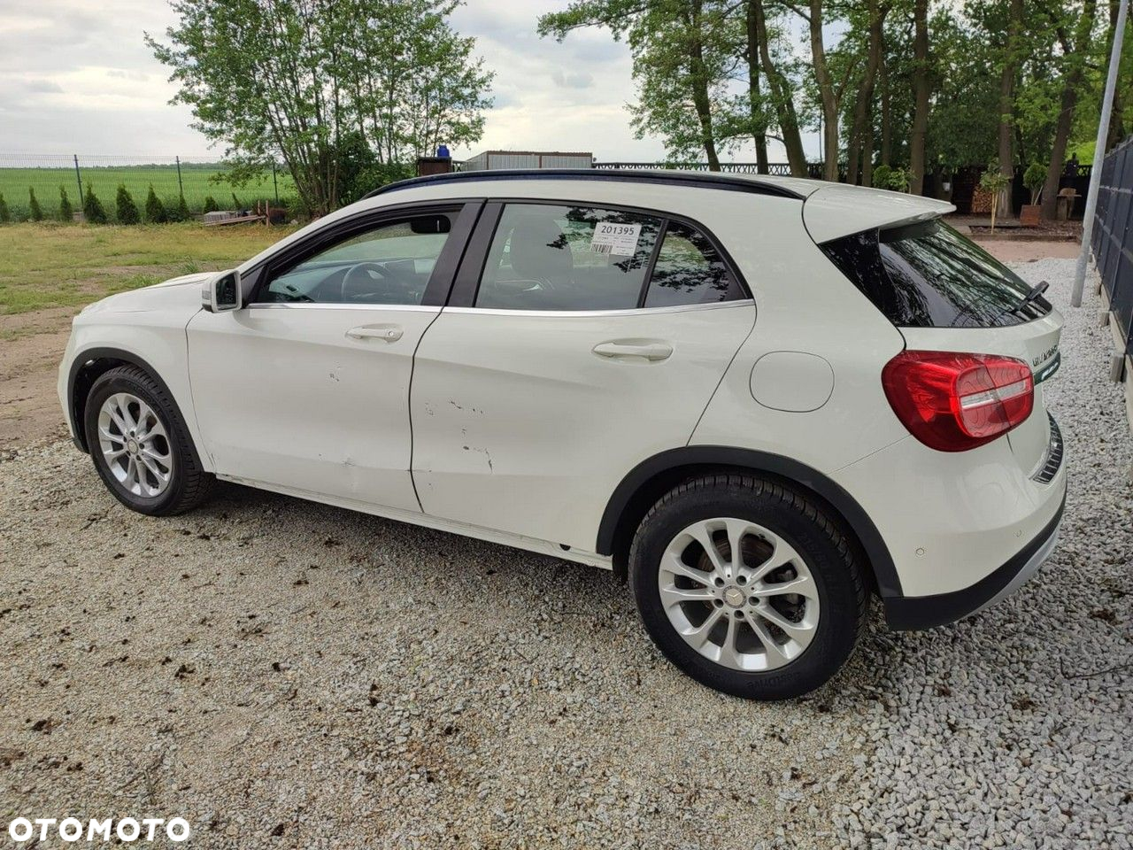 Mercedes-Benz GLA - 10