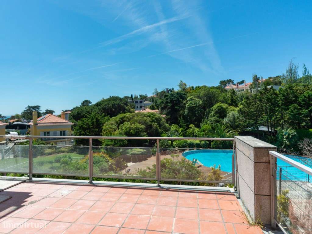 Moradia T5+1 no coração do Estoril - Grande imagem: 4/22