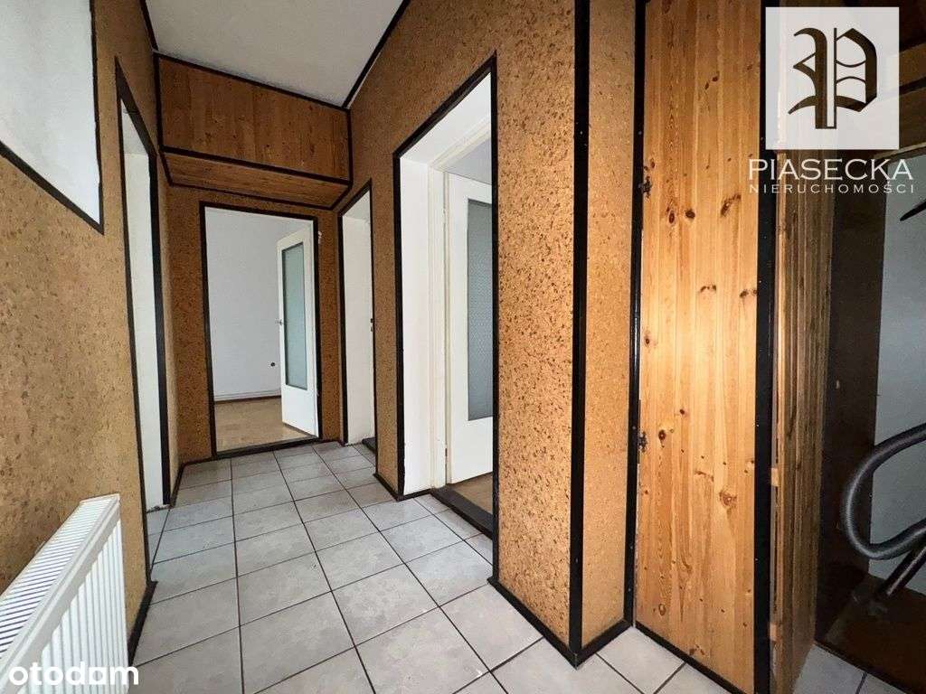 Przestronne mieszkanie z garażem, dużą działką - Pełny obrazek: 5/18