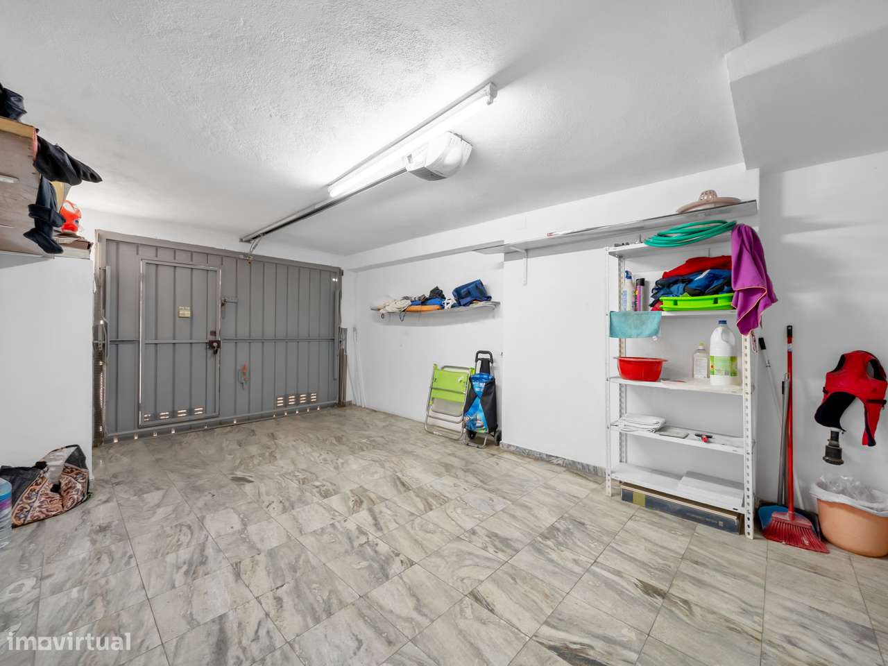 Andar de Moradia com Garagem Fechada e Terraço privativo-18