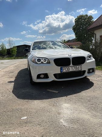 BMW Seria 5 528i Touring Sport-Aut - 1