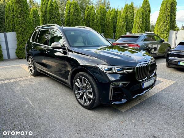 BMW X7 M50d - 9