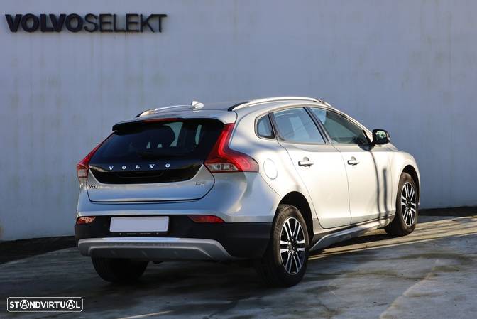 Volvo V40 Cross Country 2.0 D2 Plus - 2