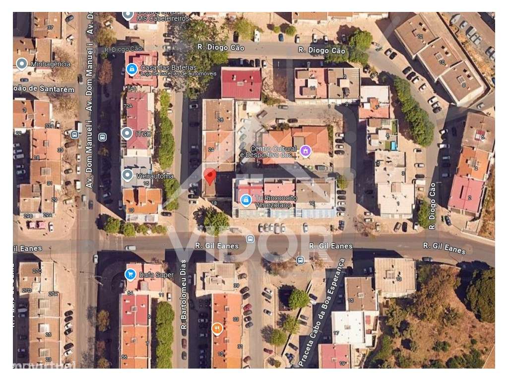 Lg. Garagem na Rua Bartolomeu Dias nº22 - Grande imagem: 3/11