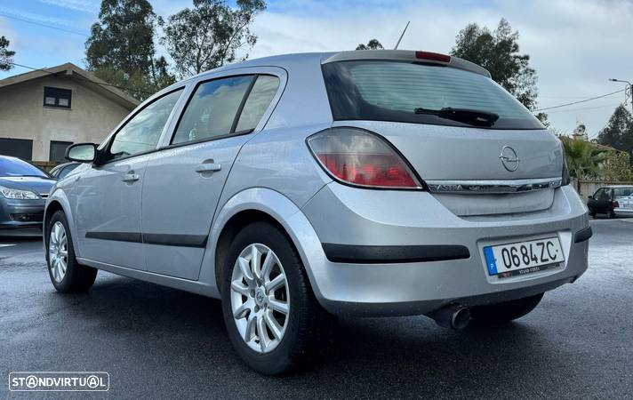 Opel Astra 1.7 CDTi Elegance - 4