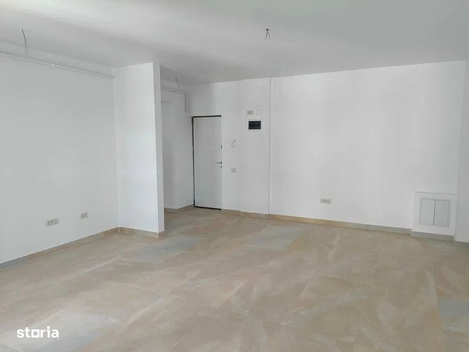 2 camere de vanzare / Central Adress /Progresul/ 13 septembrie