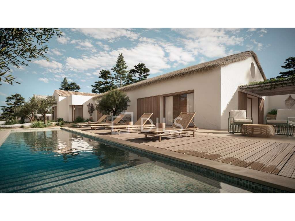 Moradia T4 em construção, na Praia do Pego inserida em lote com 897m2. - Grande imagem: 1/20