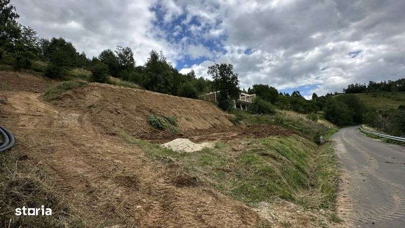 Vand teren 1363 m2 Muntele Rece - Imagine principală: 4/8