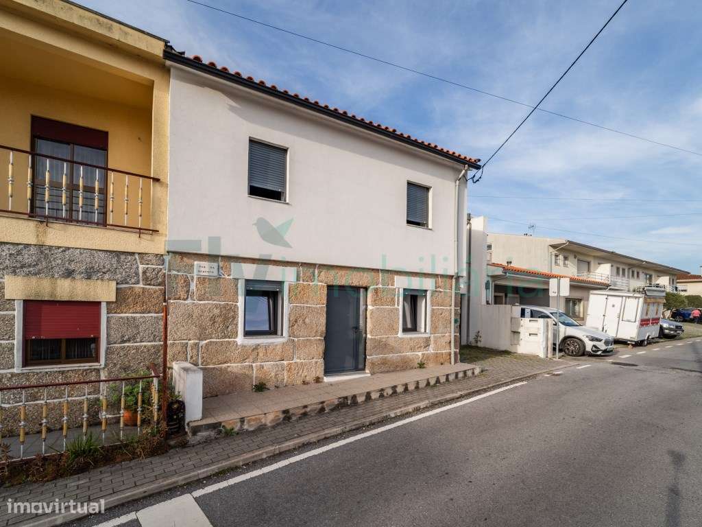 Moradia T2 + Moradia T1 Excelente Oportunidade de Investimento-42