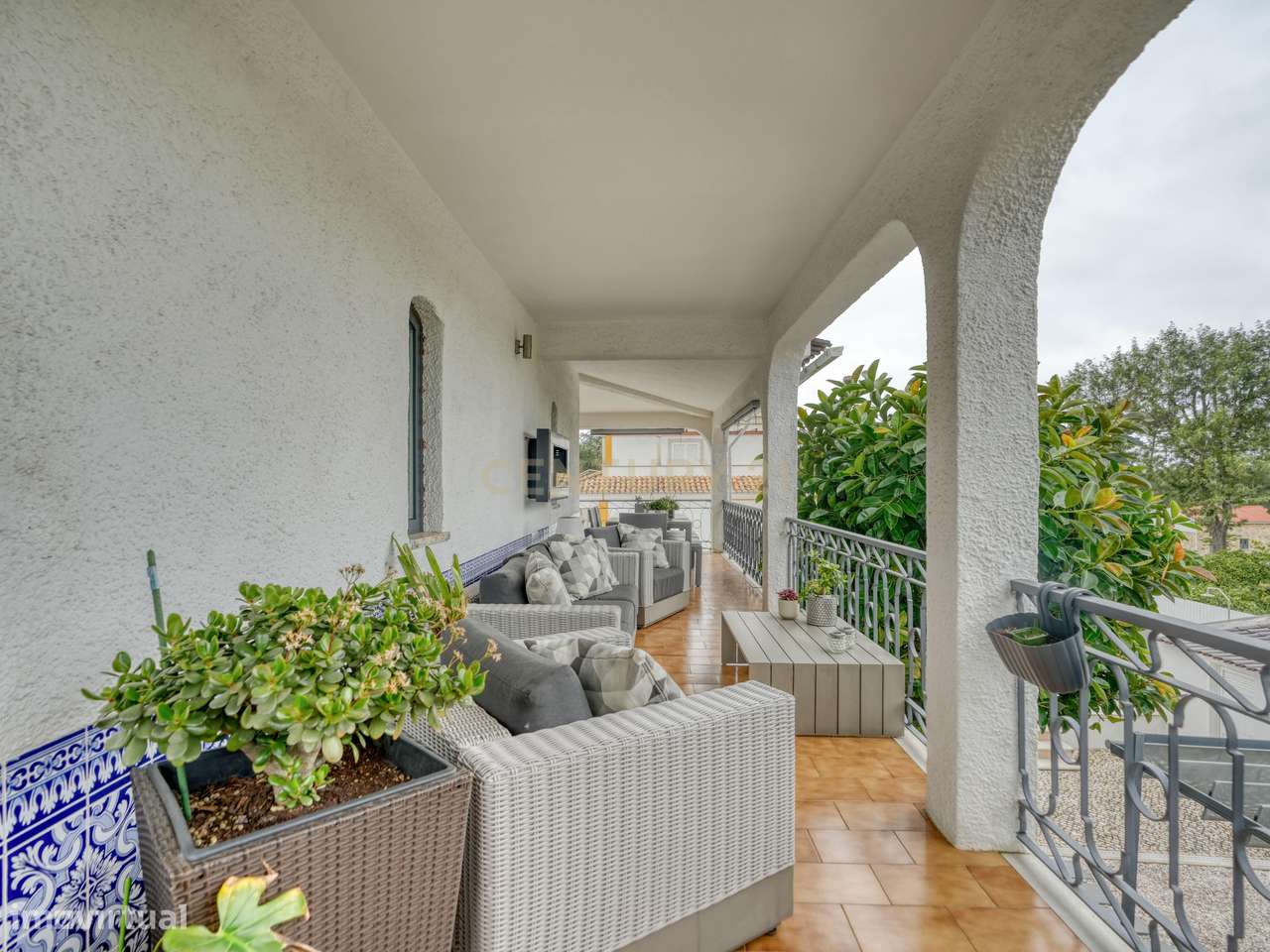 Magnífica Moradia T6 com Piscina, Garagem e Vista Desafogada em Sesimb-25