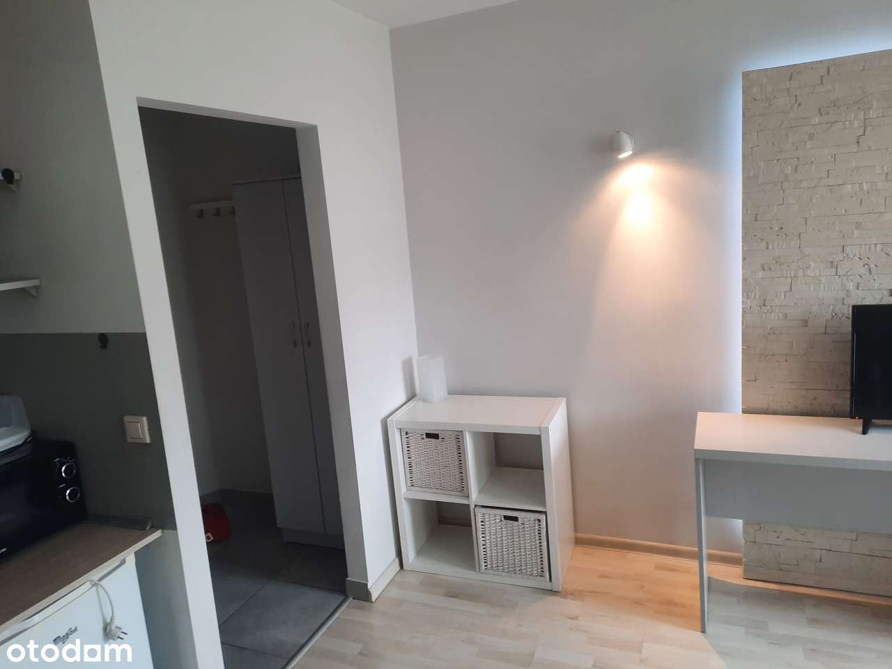 Wynajmę   BEZPOŚREDNIO   mieszkanie o powszechnie  29 M2   umeblowane - Pełny obrazek: 5/9