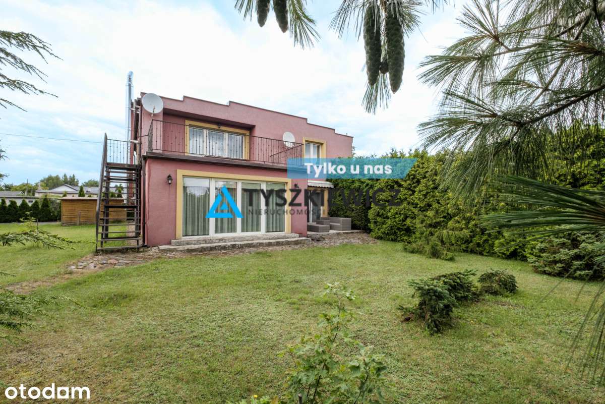 Dom z dwoma lokalami i osobnymi wejściami - Pełny obrazek: 1/20