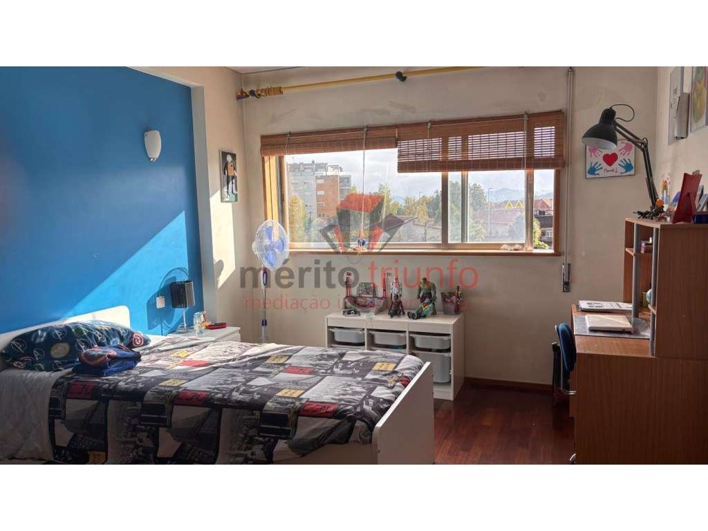 Oferta da escritura e Registo - Ap. T3 - Vila das Aves-9