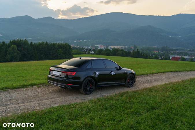 Audi A4 2.0 TFSI Quattro Sport S tronic - 4