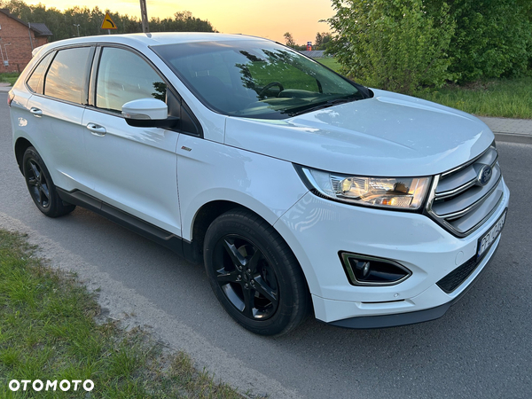 Ford EDGE 2.0 TDCi 4x4 Titanium - 17