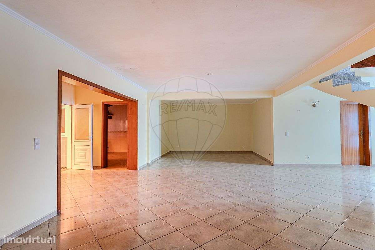 Moradia T4 para venda - Grande imagem: 3/37