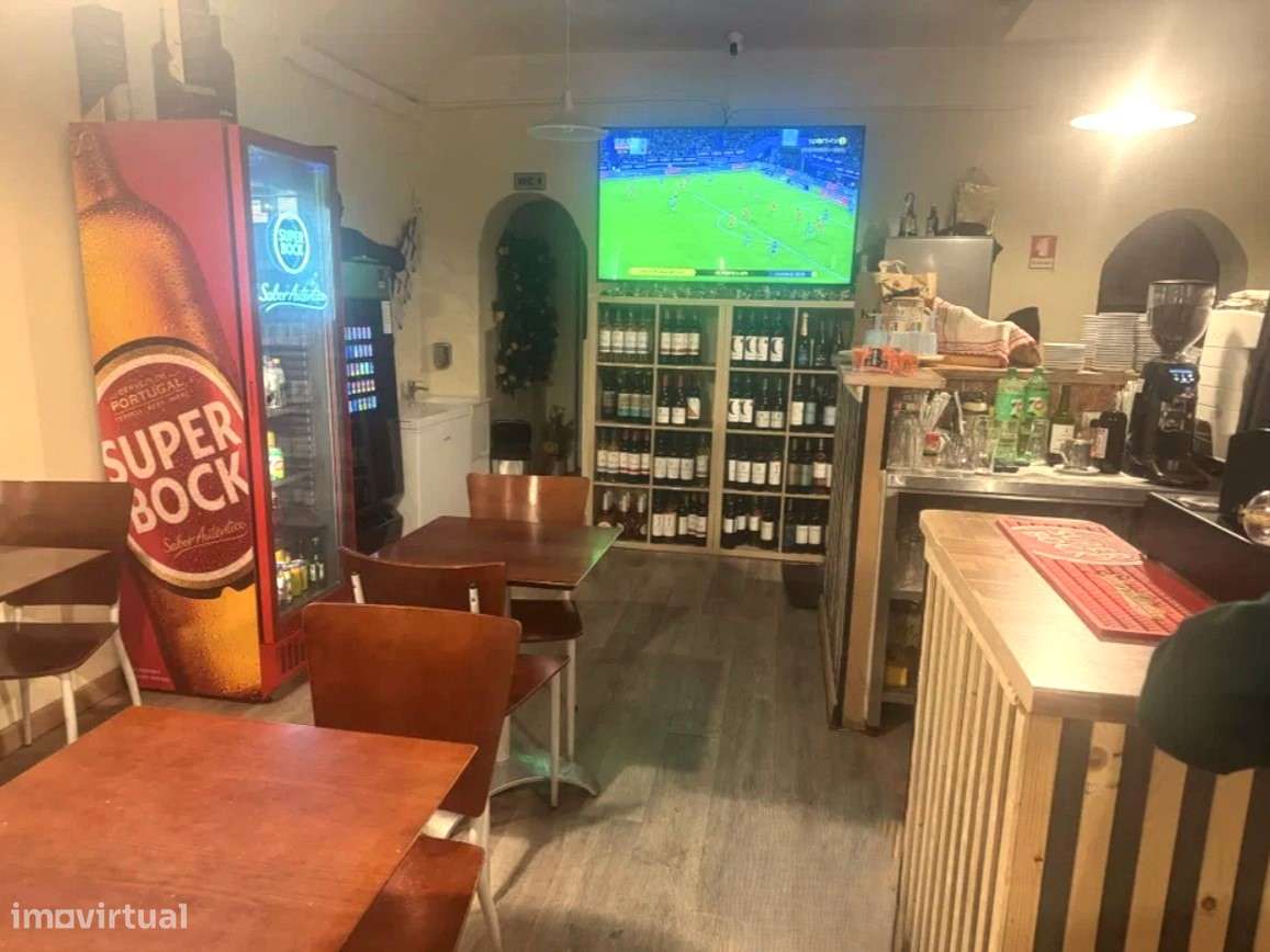 Casa de Petiscos / Restaurante - no Porto (a funcionar em pleno!)-3