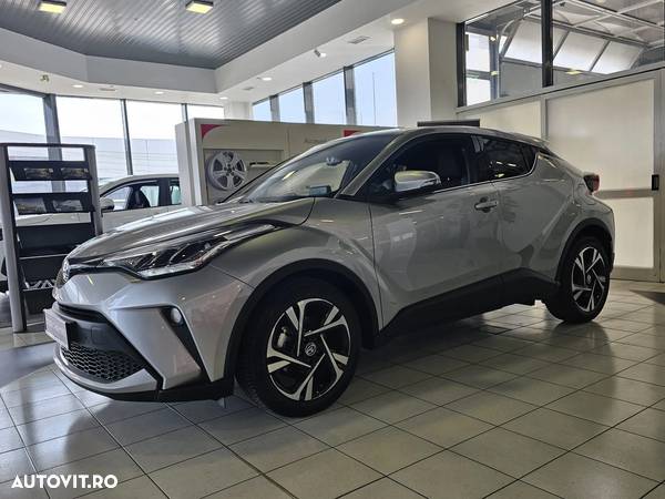 Toyota C-HR 1.8 HSD 122 CP 4x2 CVT Cult - 2