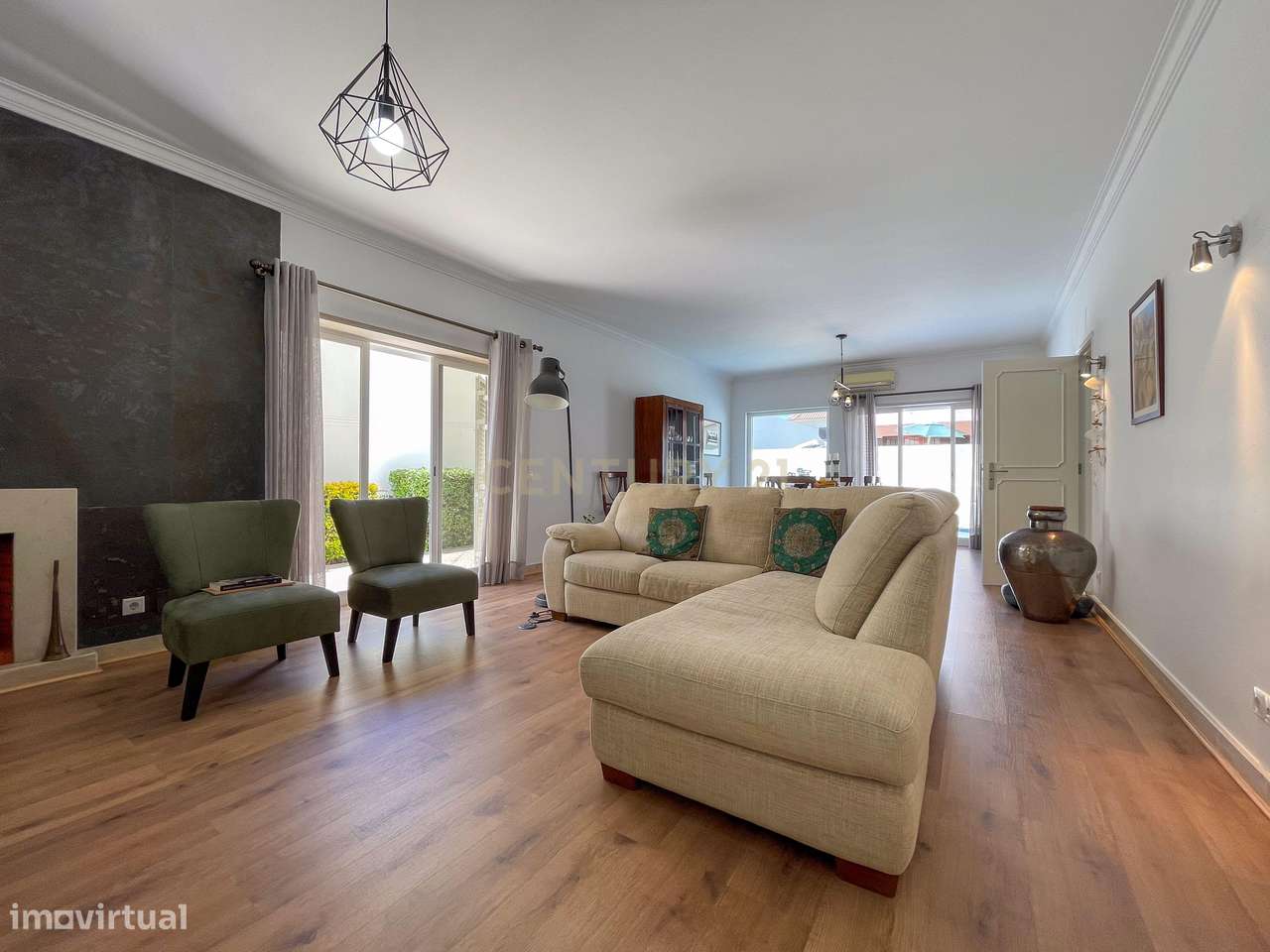 Moradia T5 com Piscina na Marisol - Almada - Grande imagem: 4/41