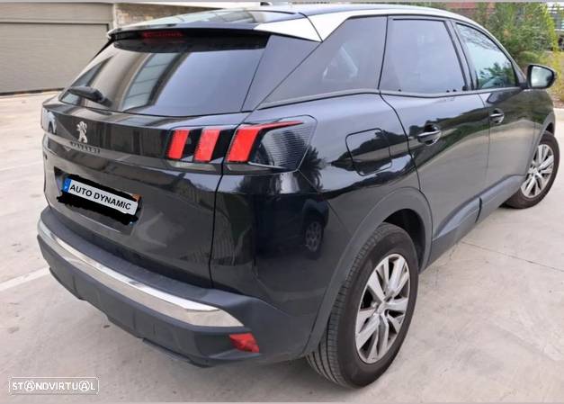 Peugeot 3008 1.2 PureTech Allure EAT8 - 2