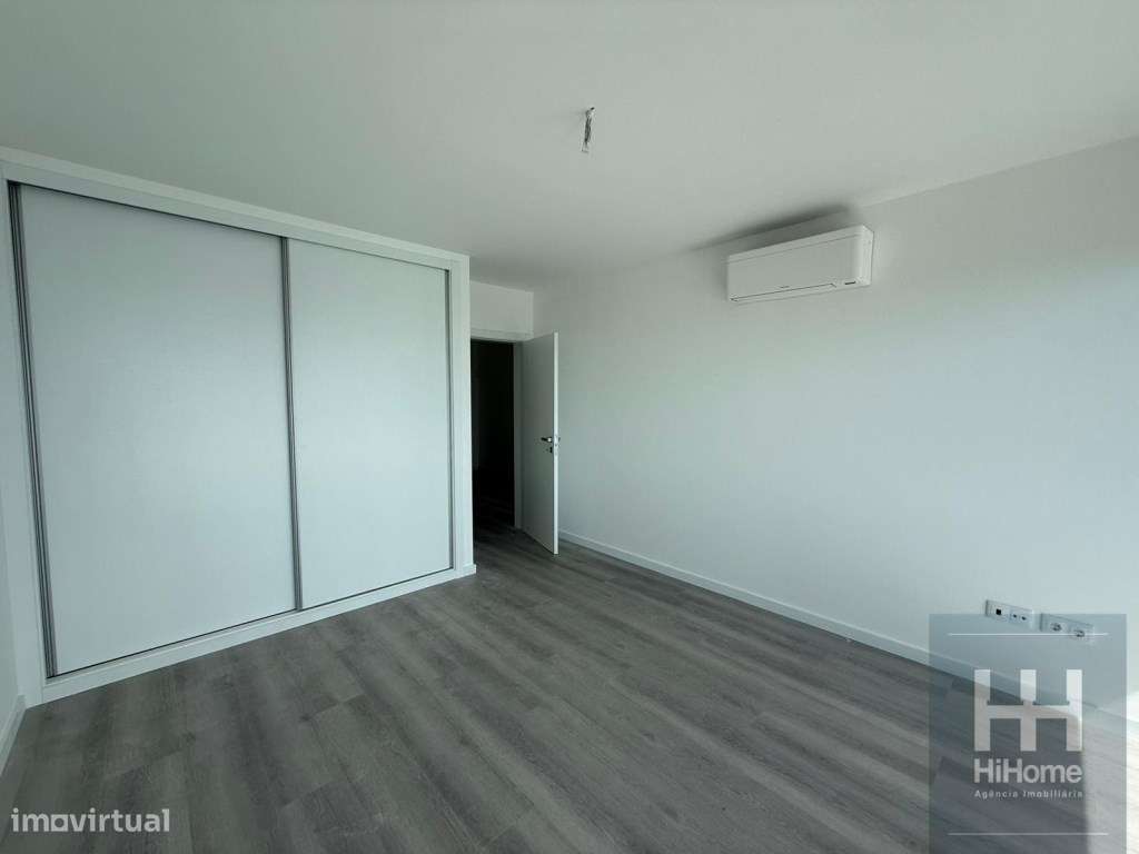 Moradia Geminada T3 no Funchal - Grande imagem: 5/30