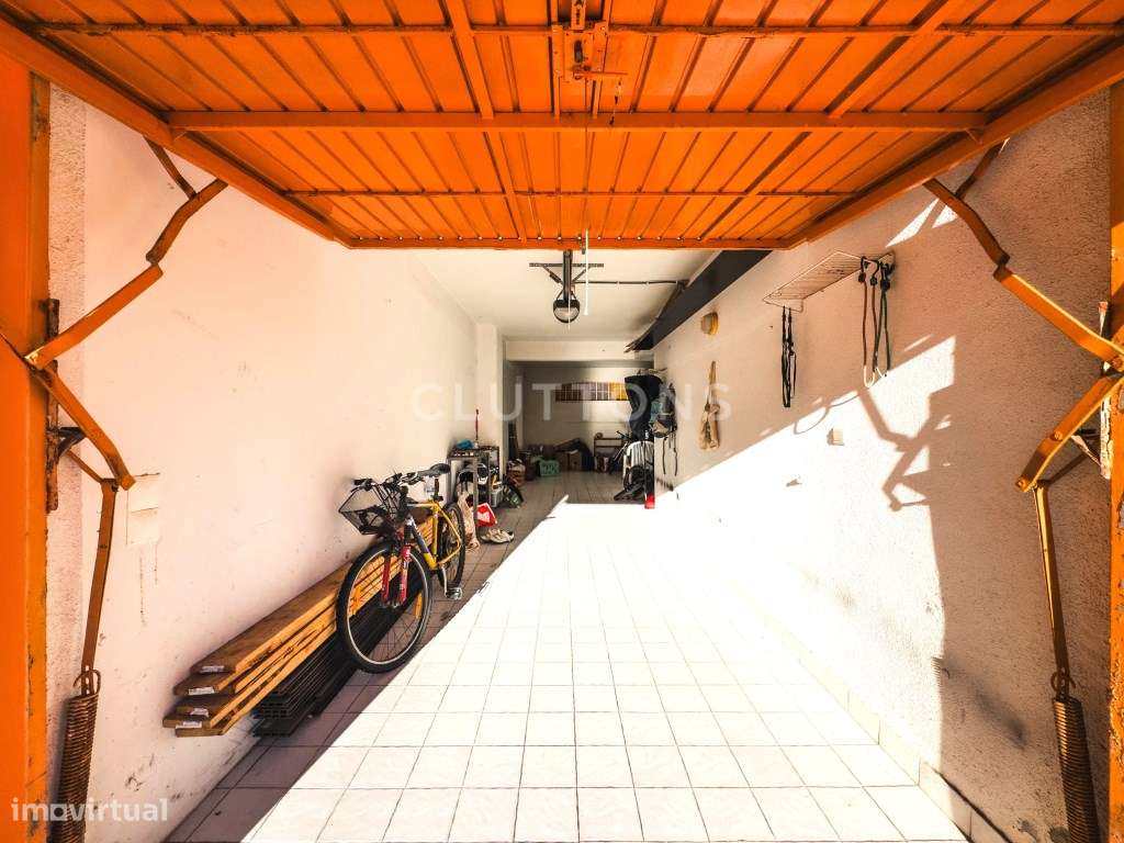 Apartamento T2, garagem, condomínio com jardim, piscina e campo de ...-37