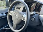 Opel Astra III GTC 1.4 Cosmo - 23